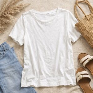 Chico’s White Pima Cotton Short Sleeve Tee Size 2 Soft Classic Fit